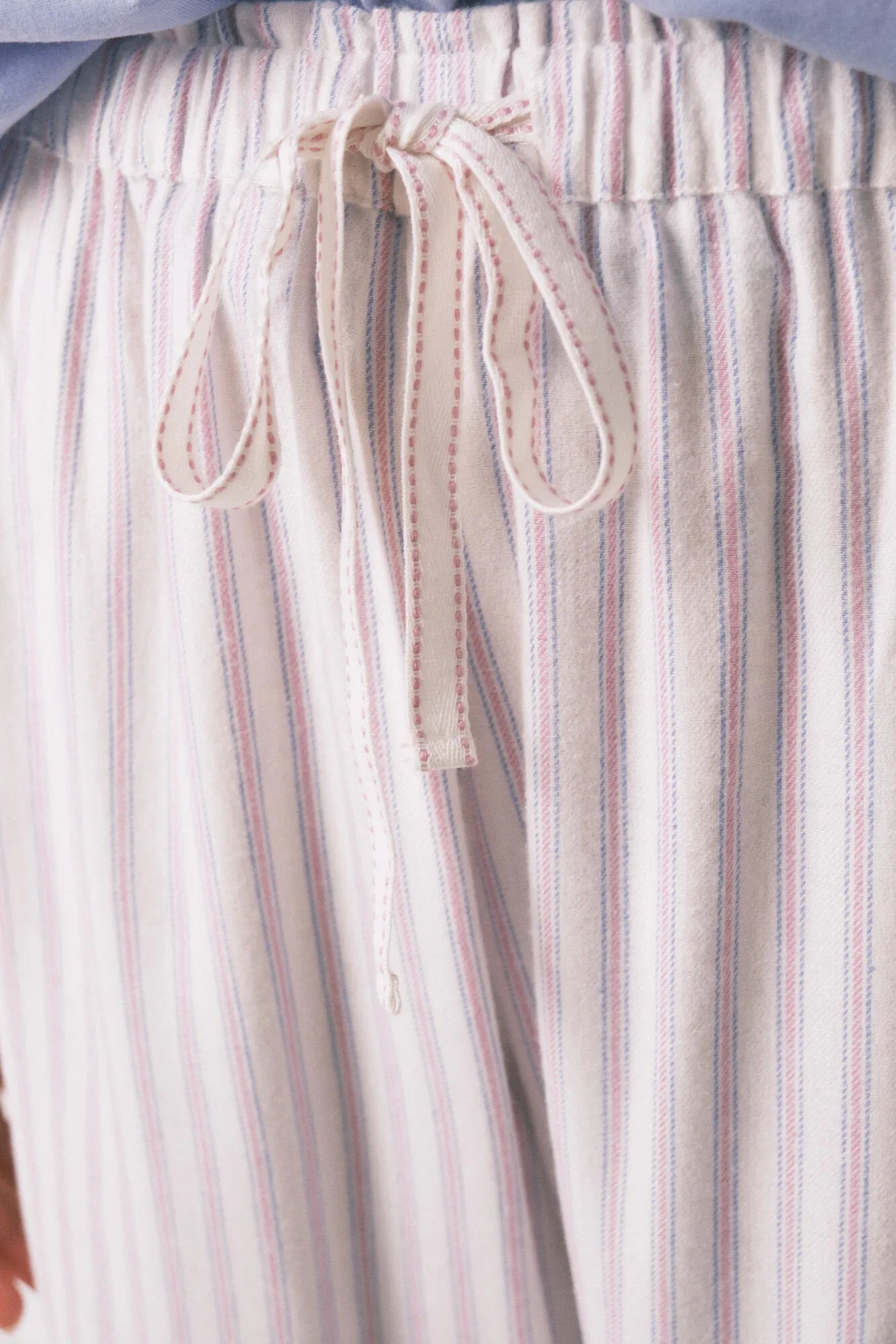 Women Secret_Multicoloured_Long Flannel Trouser with Multicoloured Striped Print_3702252_98_04