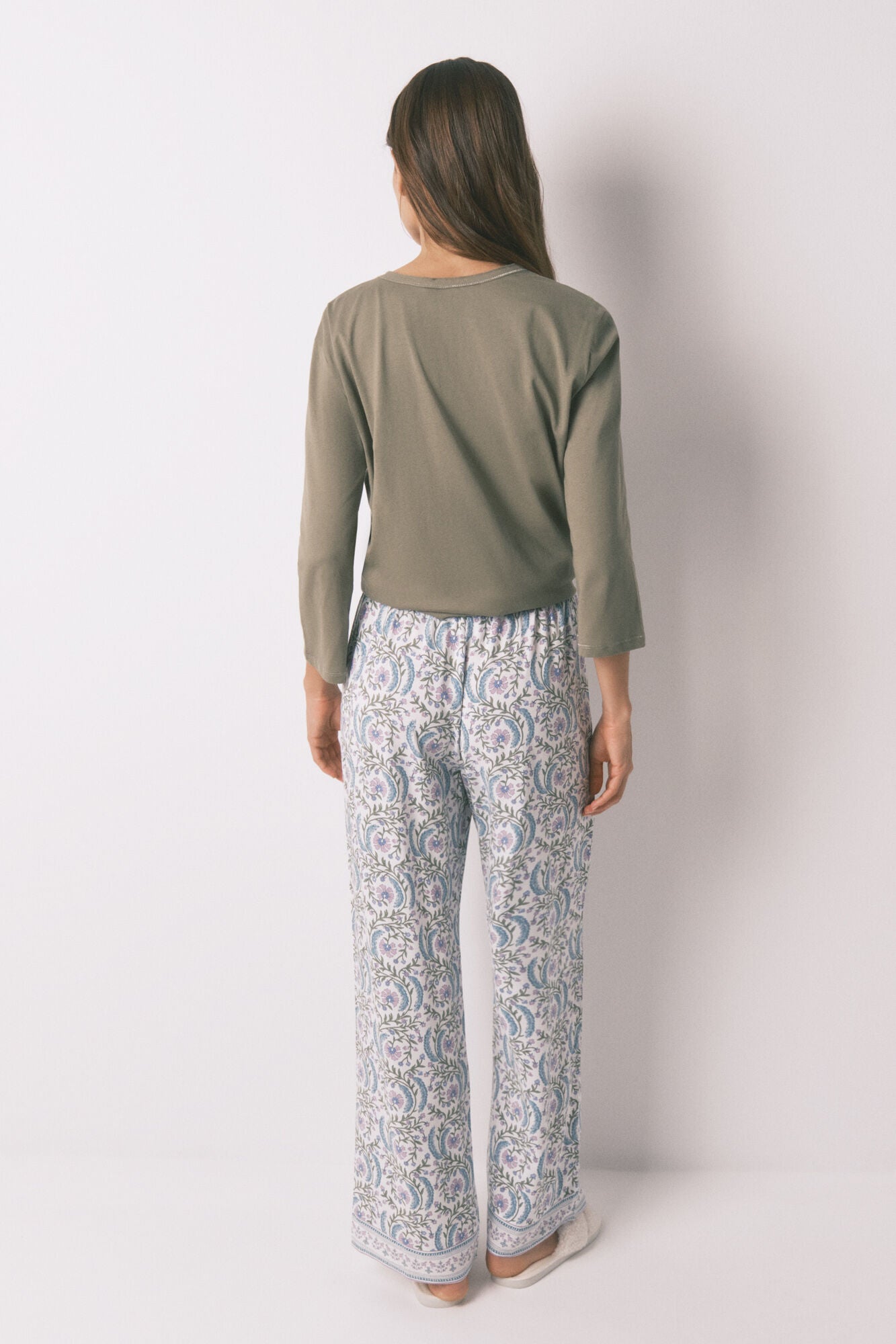 Women Secret_Green_Long Viscose Flower Print Trouser_3702256_23_05