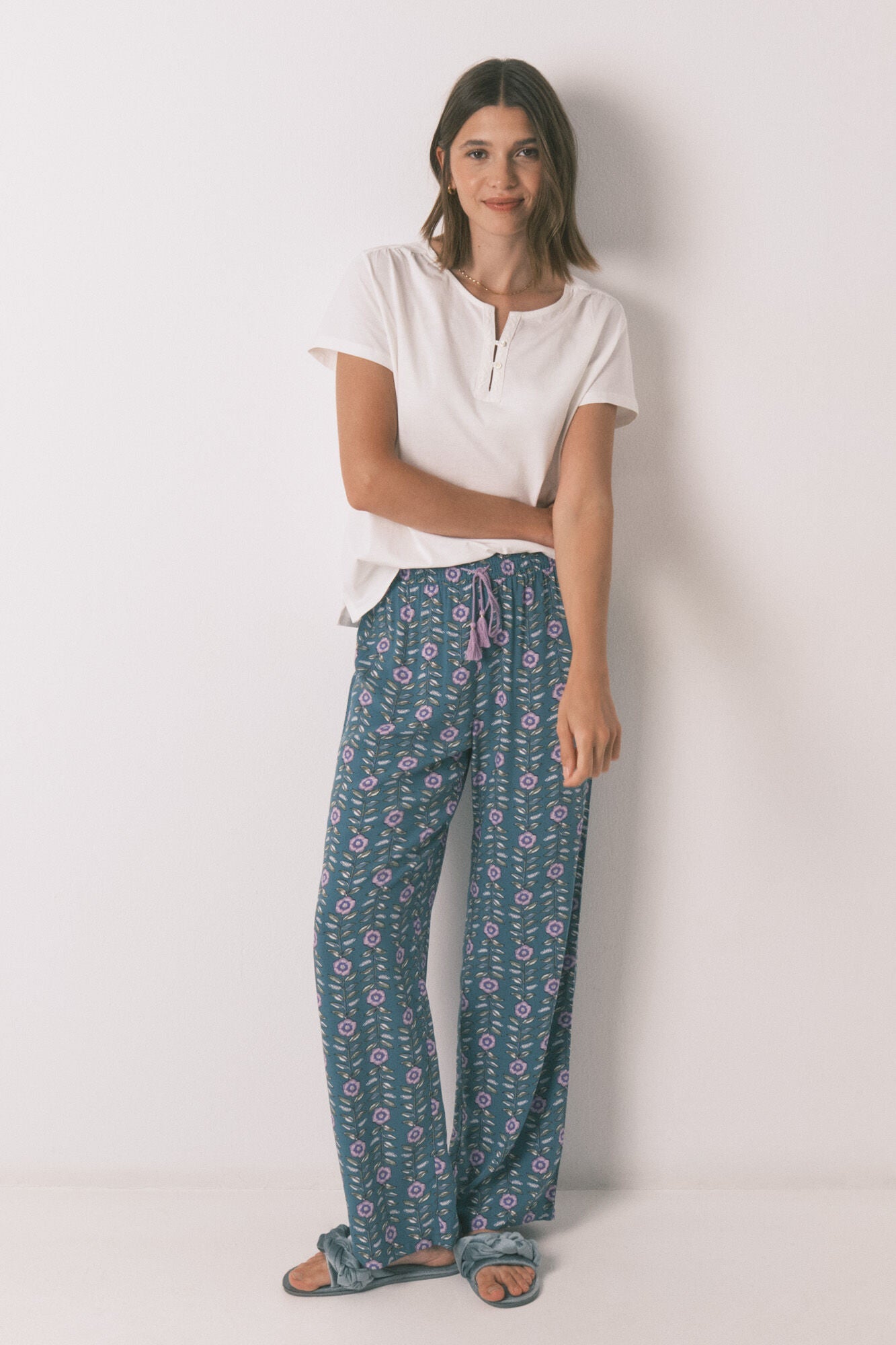 Women Secret_Green_Long Viscose Flower Print Trouser_3702257_22_07