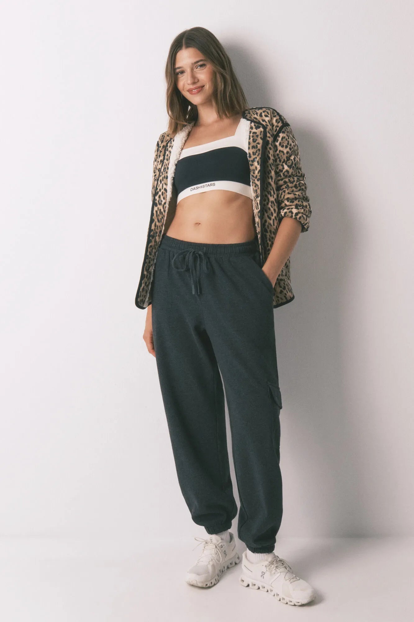 Women Secret_Light Grey_Carrot Long Trouser in Fine Grey Plush_3702264_47_01