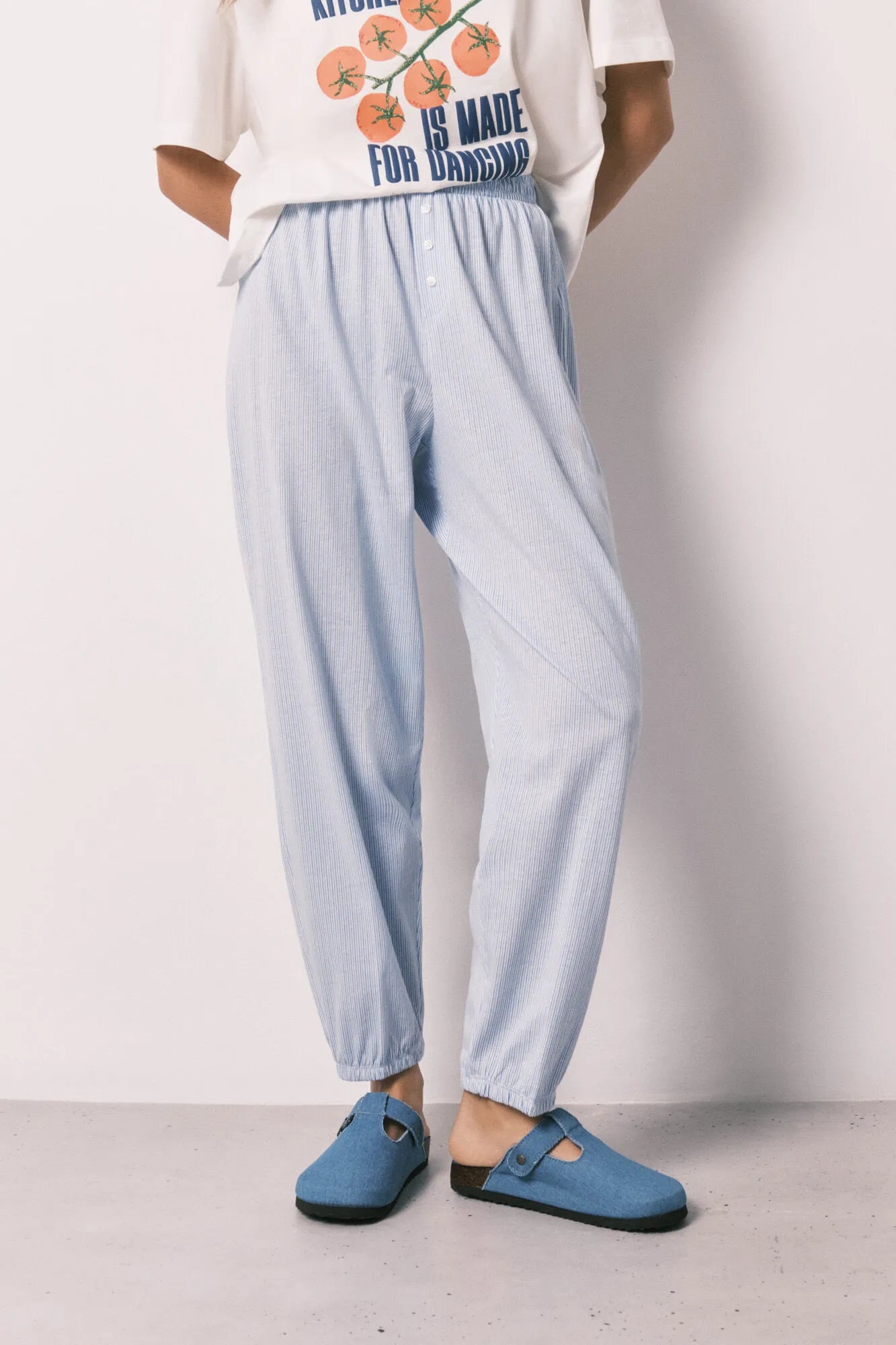 Women Secret Blue Print Women Striped 100% Cotton Carrot Trousers SKU: 3703231_19 Image 02