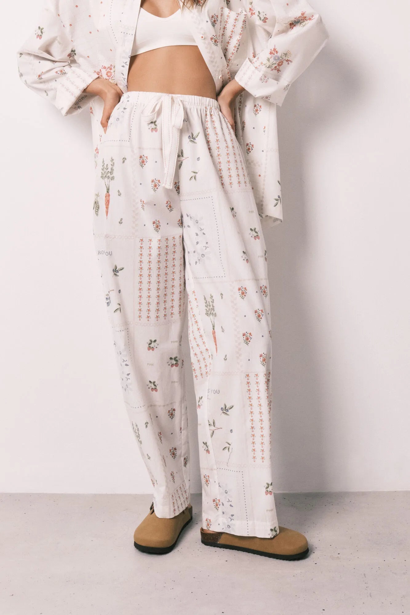 Women Secret White Print Women Floral Print 100% Cotton Long Trousers SKU: 3703233_97 Image 02