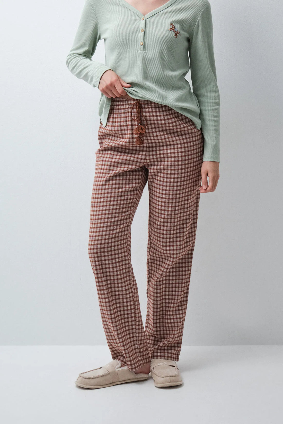 Women Secret Brown Print Women Brown Plaid Long Trousers SKU: 3704544_39 Image 01