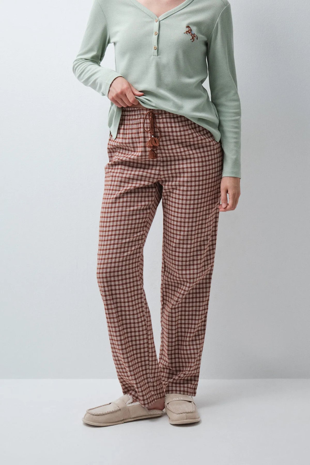 Women Secret Brown Print Women Brown Plaid Long Trousers SKU: 3704544_39 Image 01