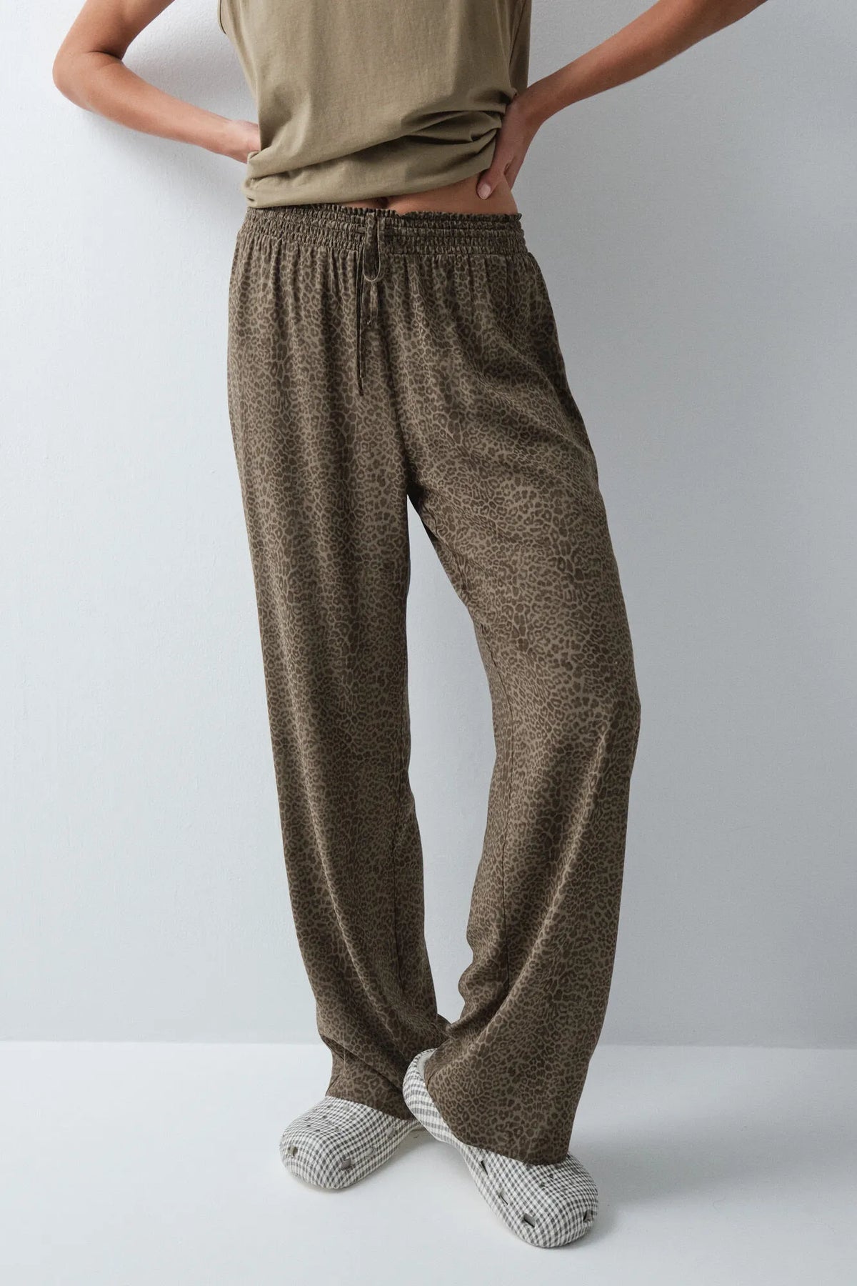 Women Secret Green Print Women Animal Print Long Trousers SKU: 3704553_29 Image 02