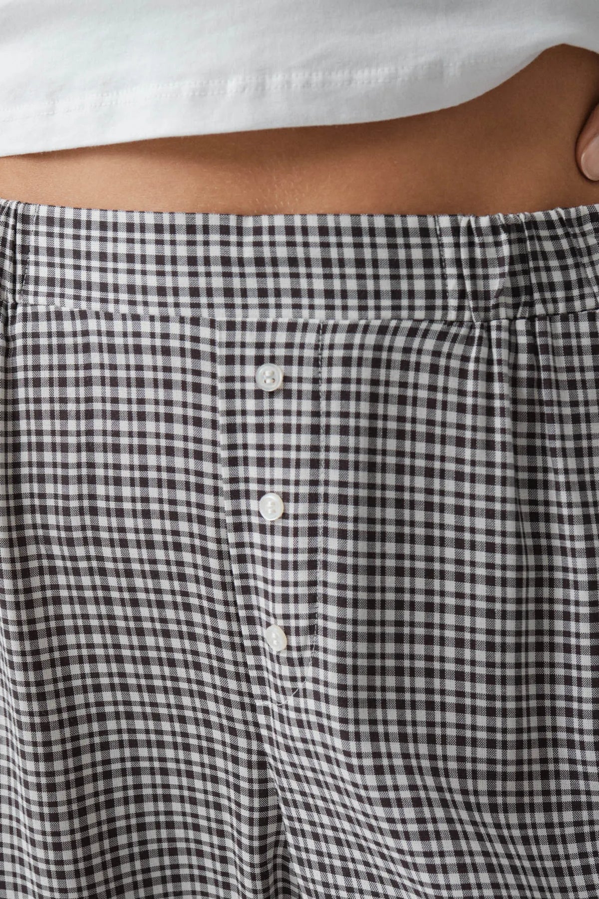 Women Secret Black Women Plaid Capri Trousers with Lace Hems SKU: 3704554_01 Image 03