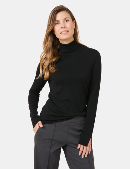 Turtle Neck Pullover With Sleeve Vents_370540-44727_11000_01