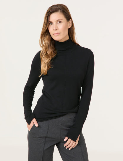 Turtle Neck Pullover With Sleeve Vents_370540-44727_11000_05