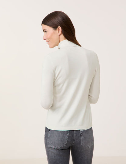 Turtleneck Sweater with Arm Slits_370540-44727_99700_06