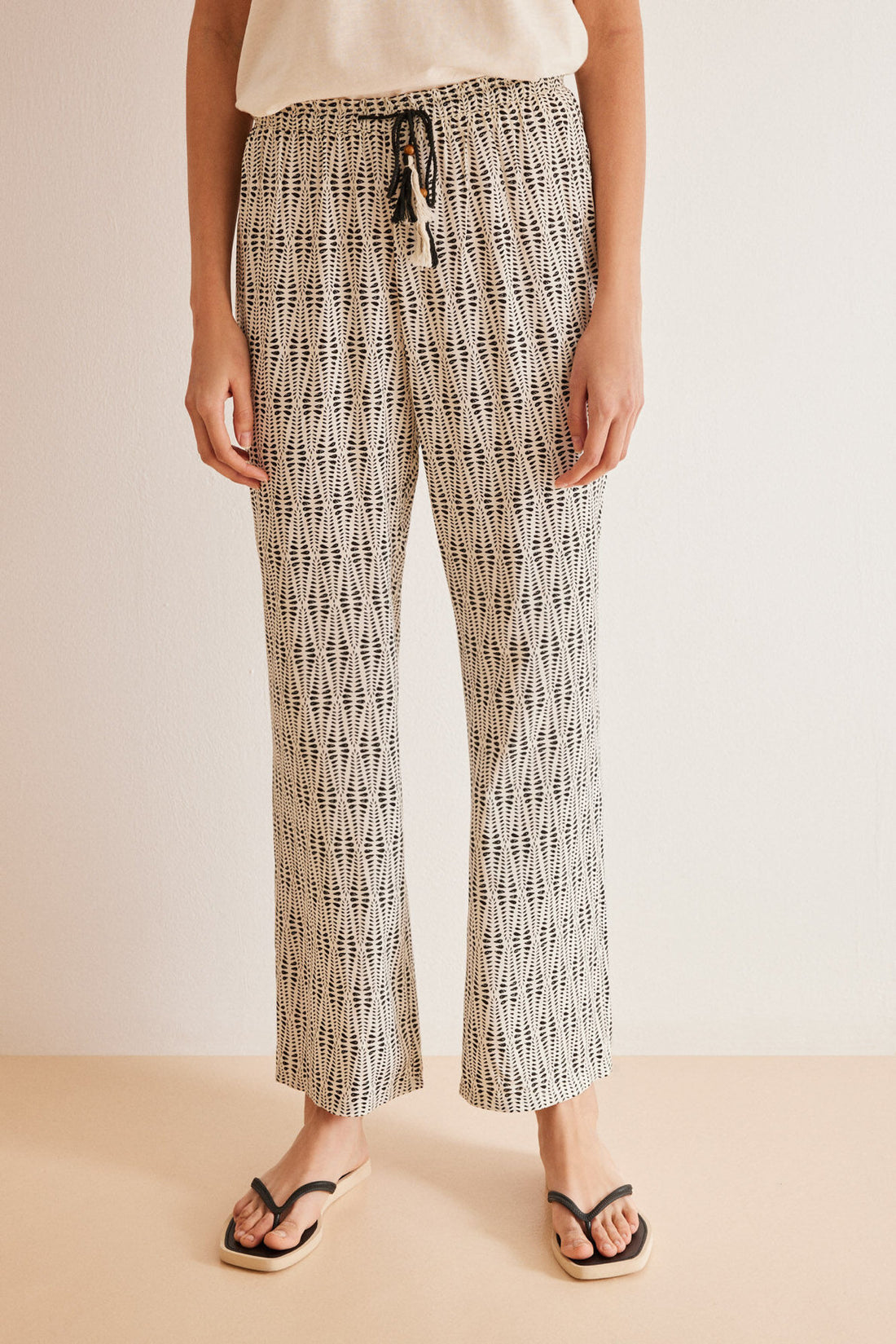 White Print Long Pant_3707204_97_02