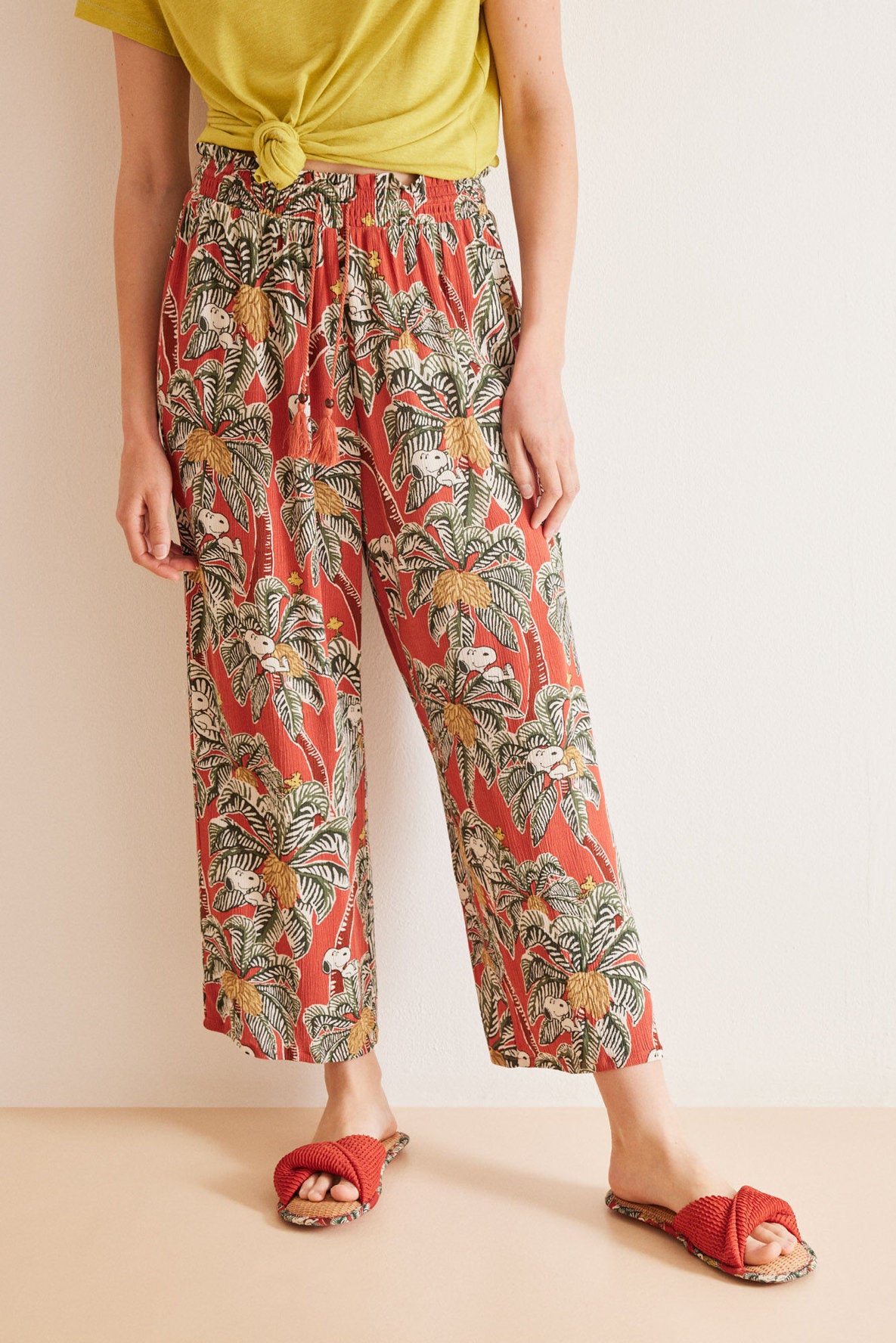 Long Floral Flowing Trousers_02