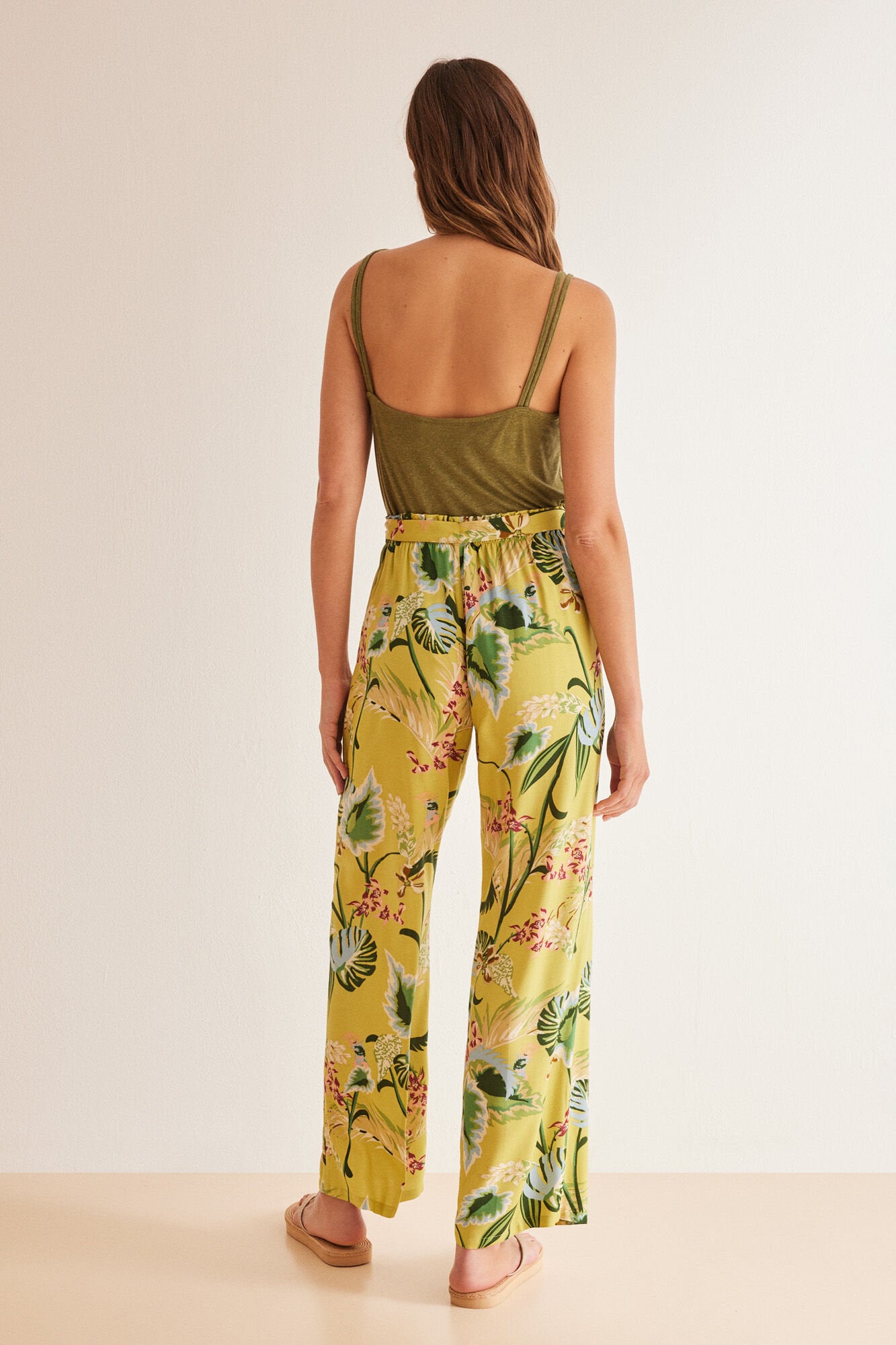 Long Floral Flowing Trousers_04