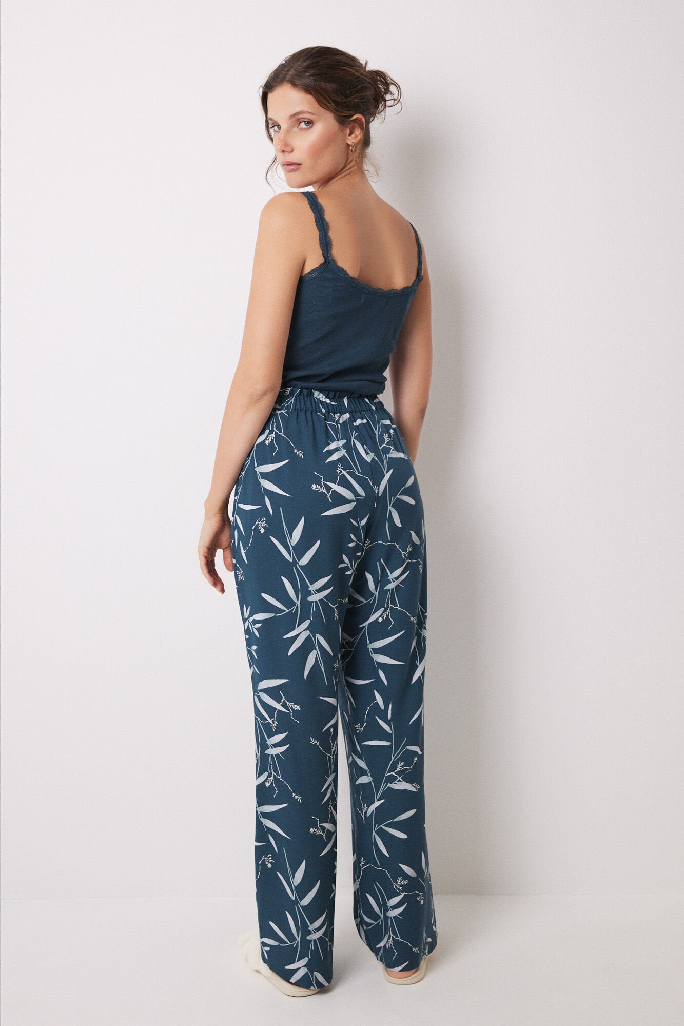 Viscose Lounge Pants With Leaf Print_04