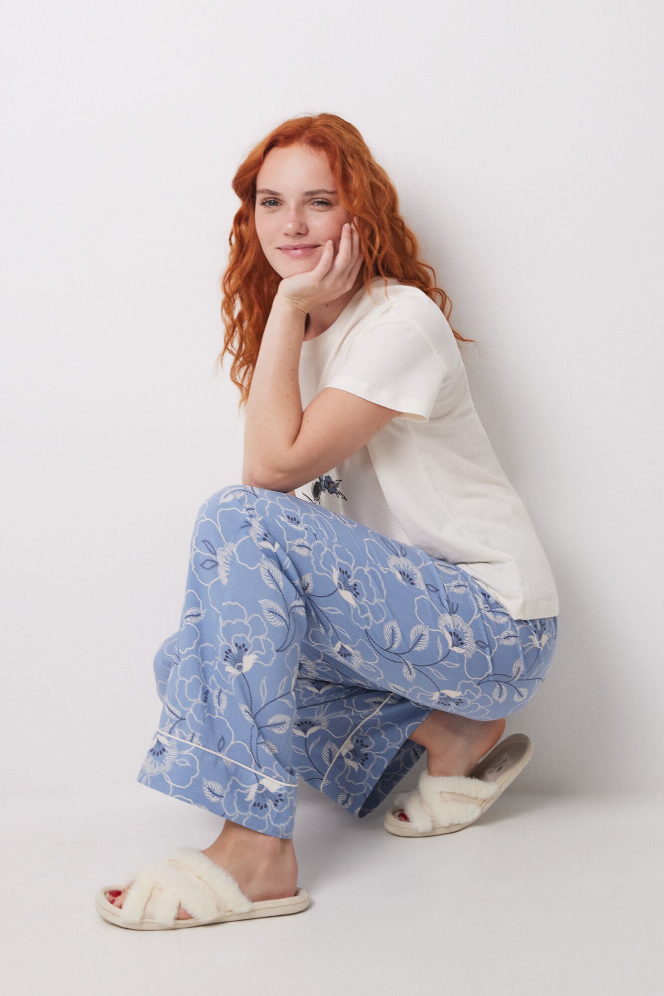 Women Secret_Long Trouser with Blue Flower Print_3709651_17_05
