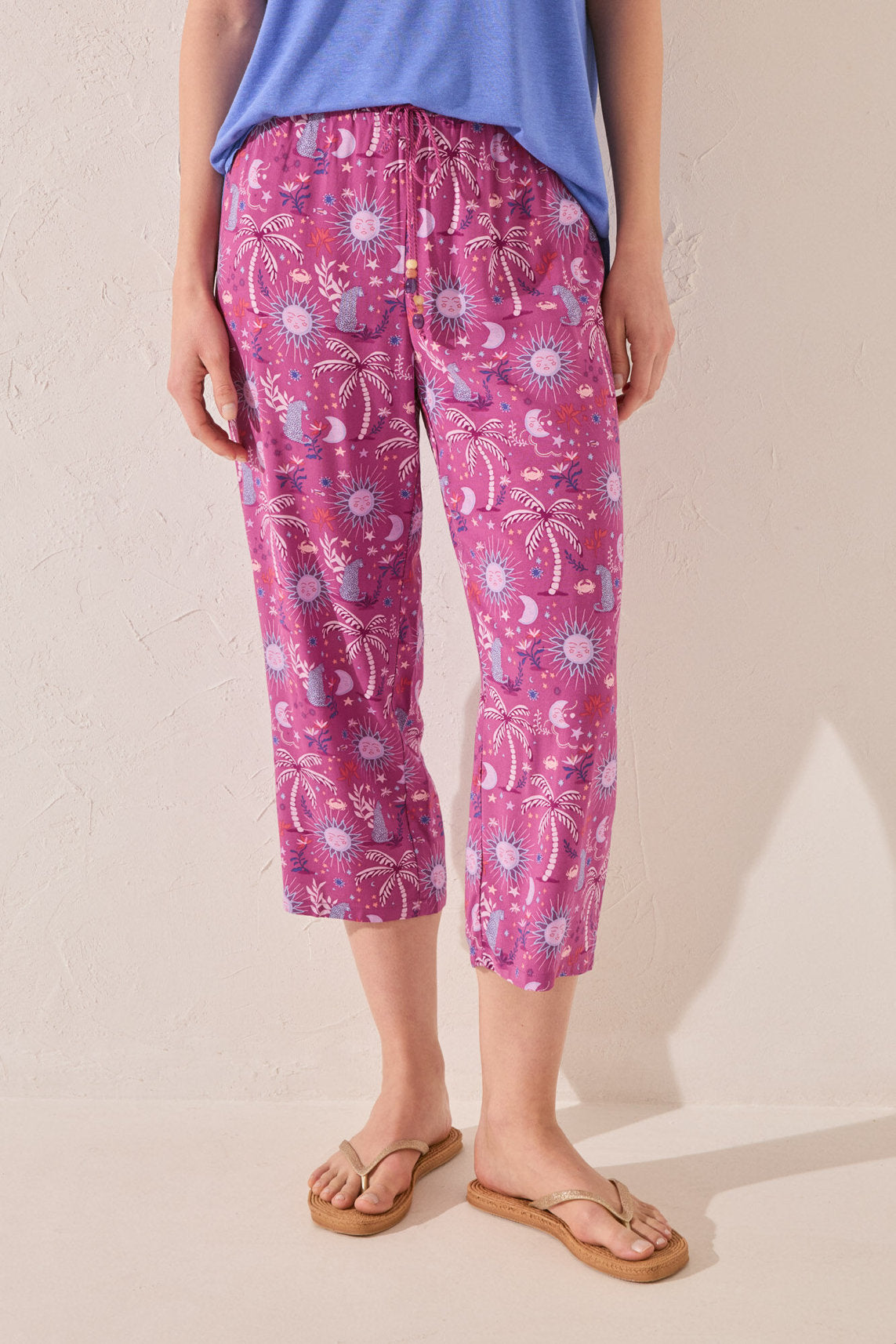 Women Secret_Purple/Lilac Print Viscose Capri Trouser_3709666_79_02