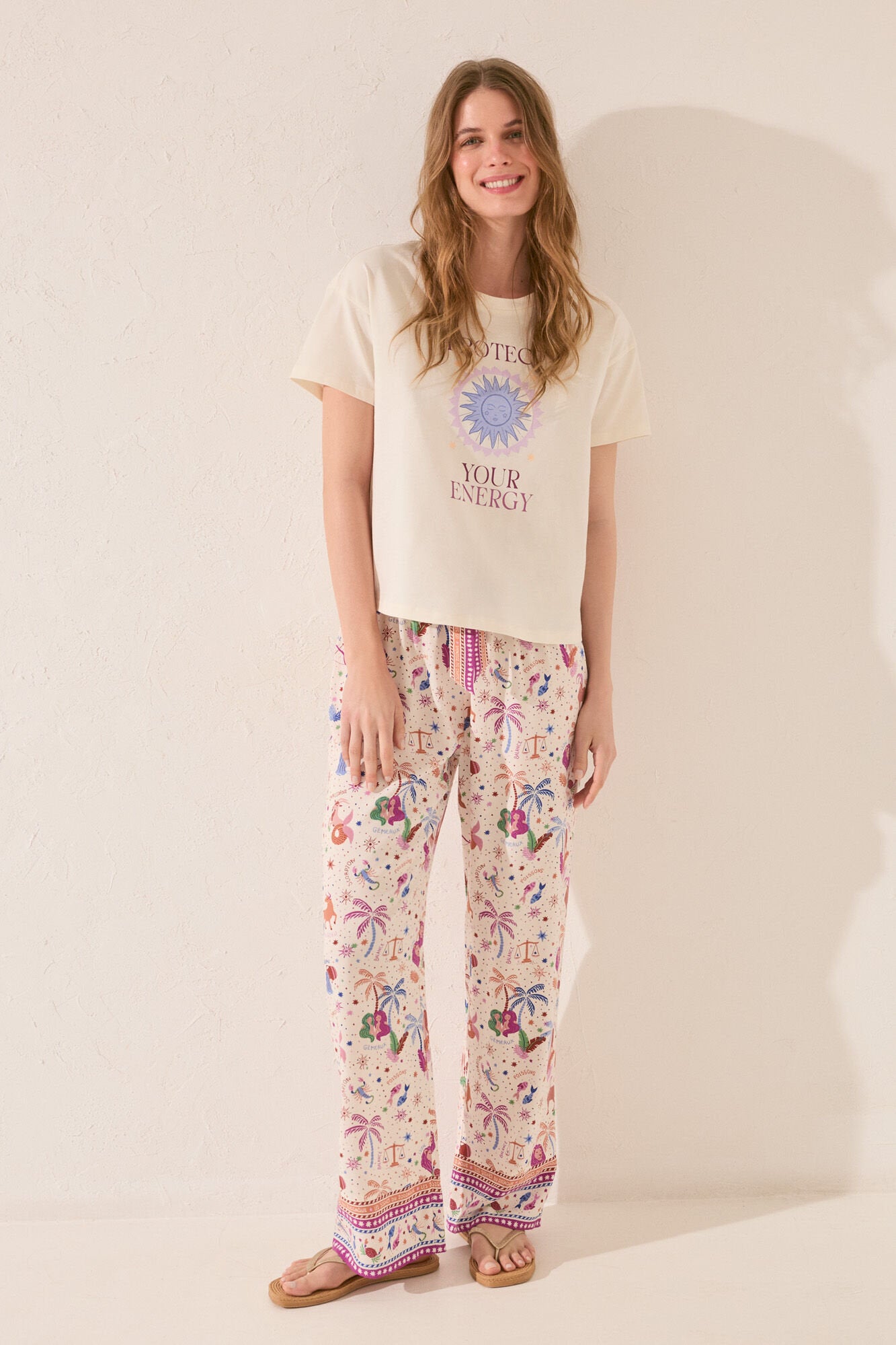Women Secret_Long Viscose Trouser with Multicoloured Print_3709675_98_05