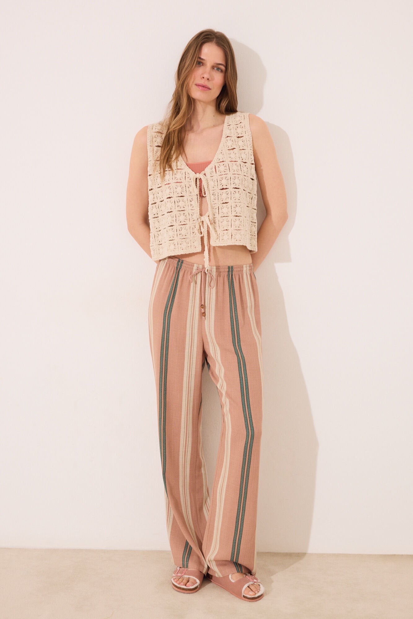 Women Secret_Viscose Trouser with Brown Striped Print_3709680_31_03