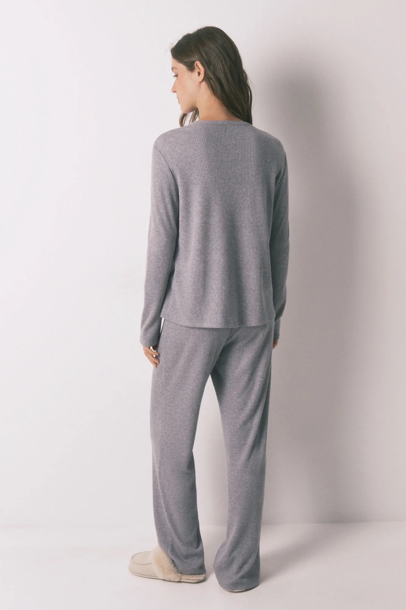 Women Secret_Charcoal Grey_Long Pyjamas Rib in Shiny Grey_3792065_40_06