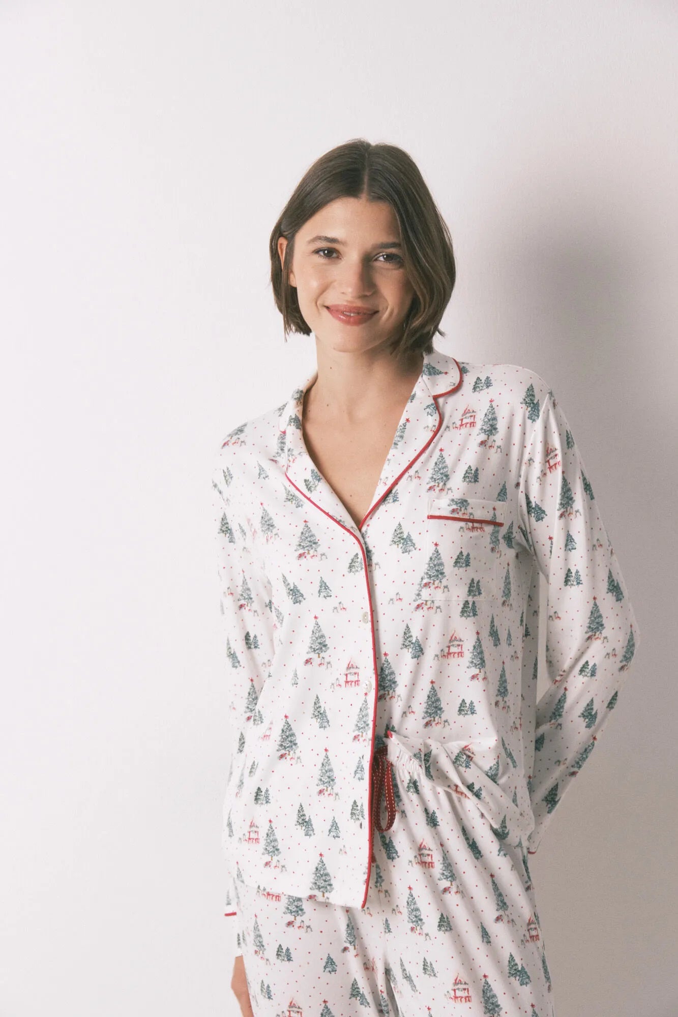 Women Secret_Ivory_Long White Christmas Print Classic Pyjamas_3792073_96_03