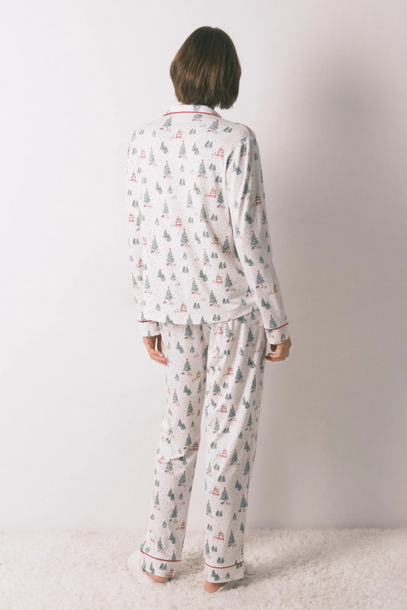 Women Secret_Ivory_Long White Christmas Print Classic Pyjamas_3792073_96_05