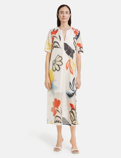 Flowing Midi Dress With A Floral Print_380074-31533_9048_04