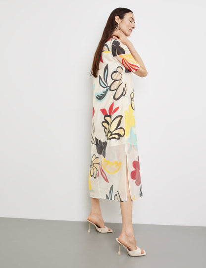 Flowing Midi Dress With A Floral Print_380074-31533_9048_05