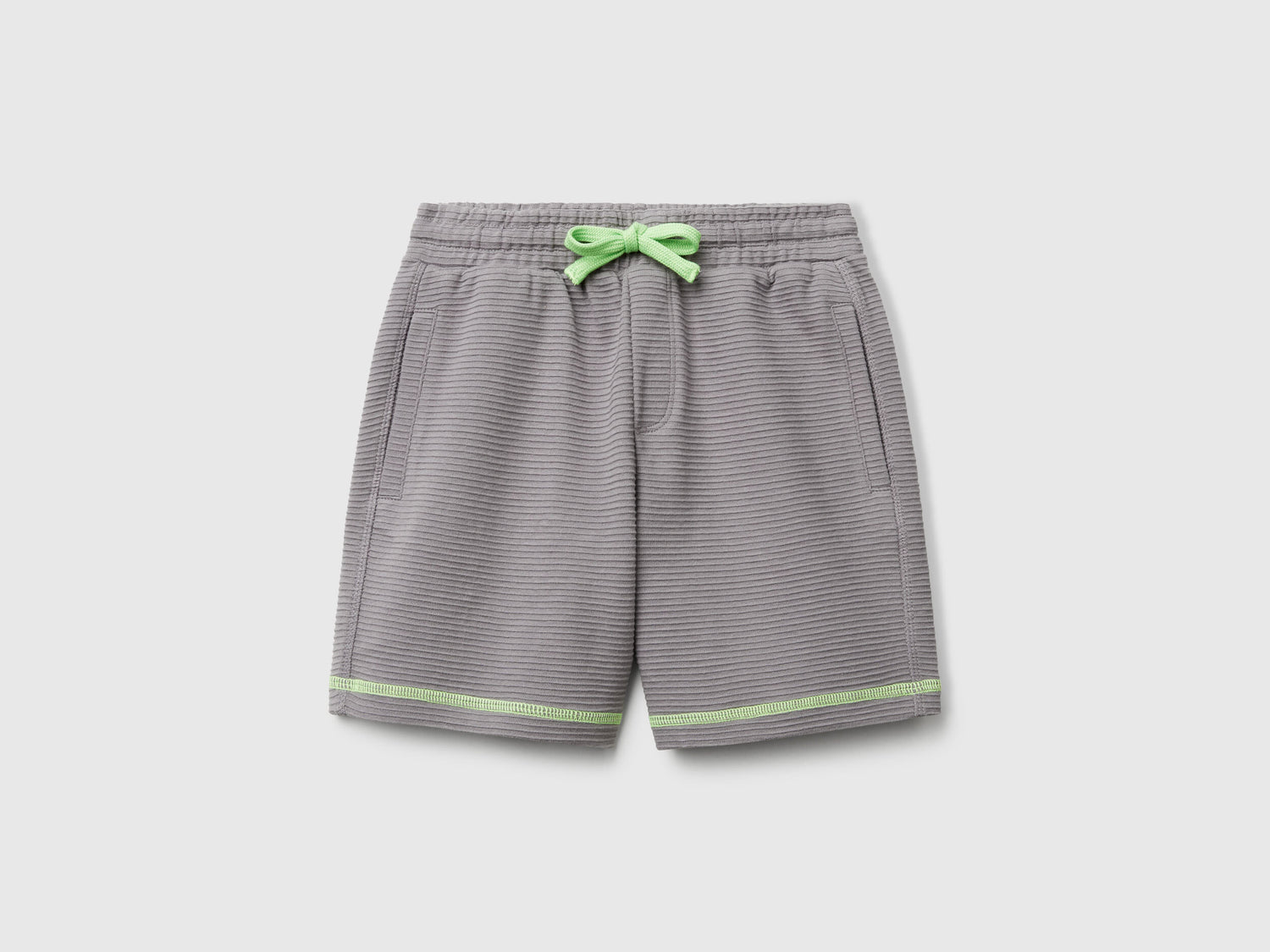 Benetton_Shorts in Light Sweat_38OHG901V_11M_01