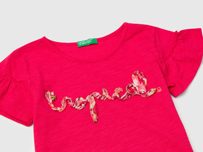 Benetton_T-Shirt with Applique_38V4G10JI_02E_03