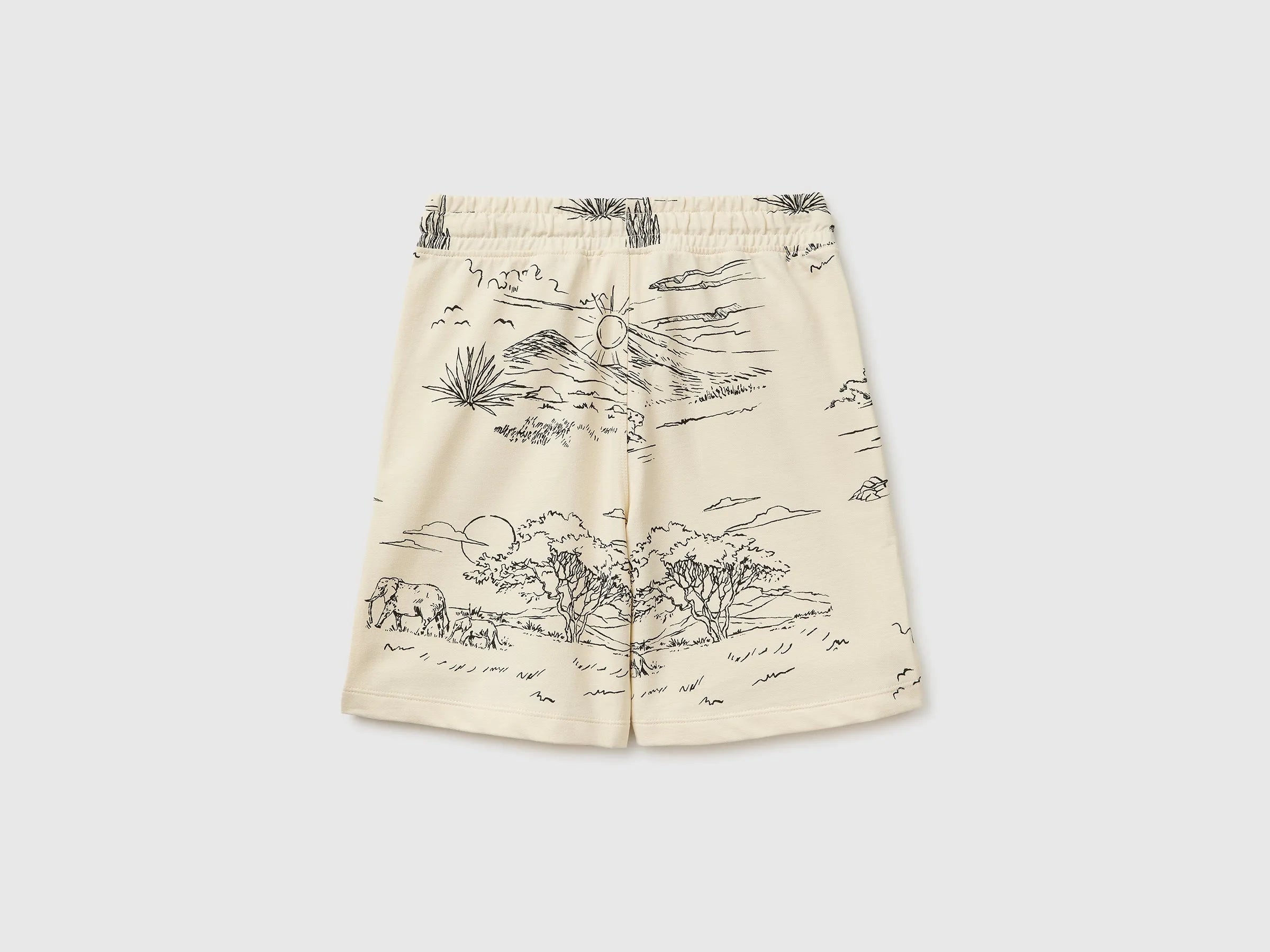 Benetton Creamy white Boys Printed Sweatshirt Bermuda Shorts SKU: 3959C903V_73L Image 02