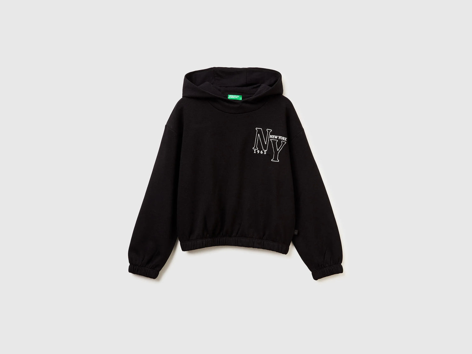 Benetton_Black_Warm Sweatshirt with Embroidery_39M2C205D_100_01
