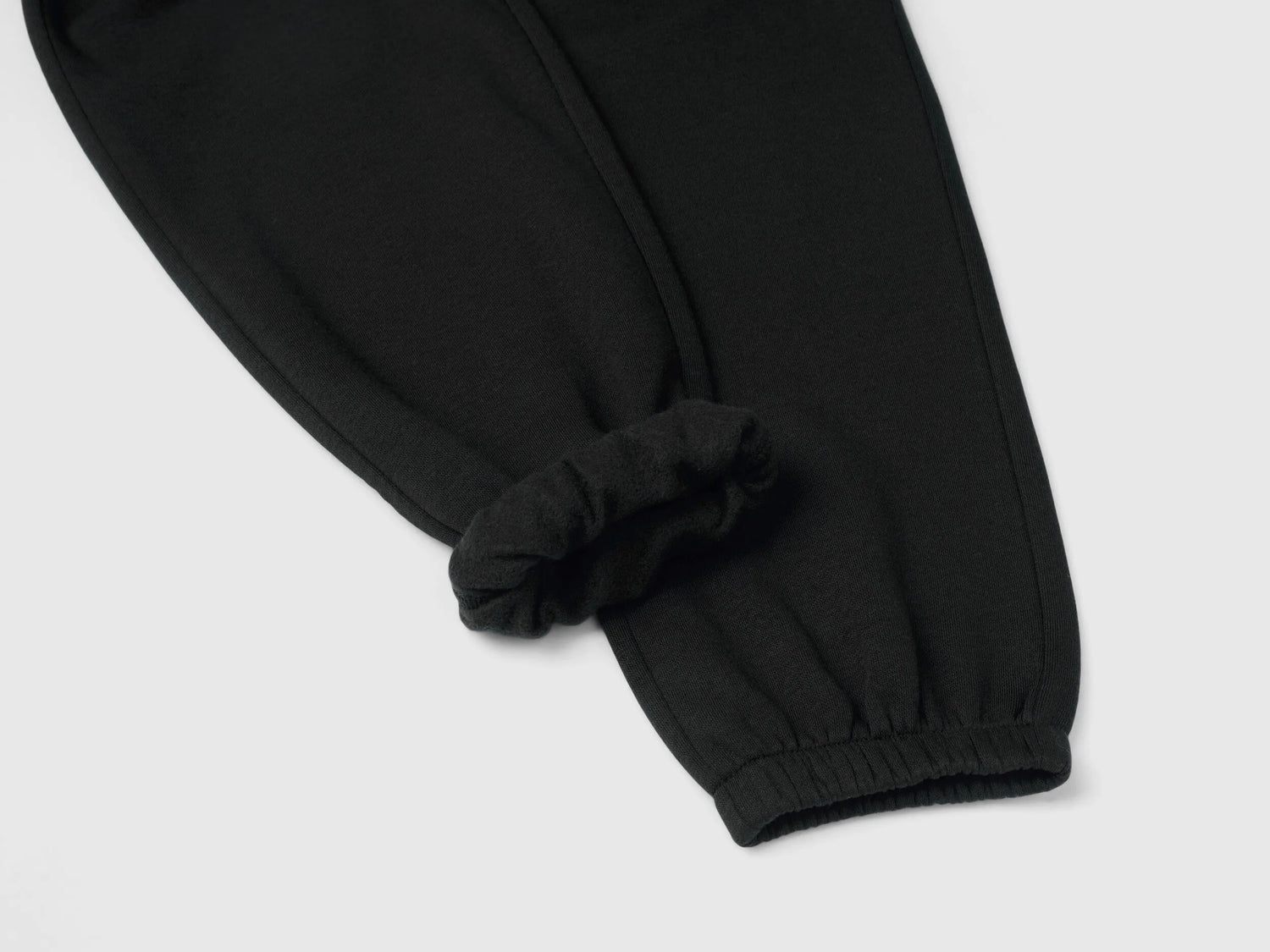 Benetton_Black_Sweat Joggers with Drawstring_39M2CF05I_100_03