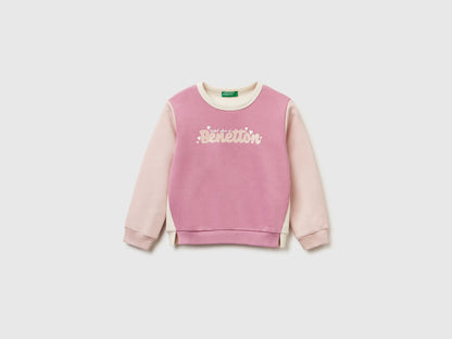 Benetton_Pink_Pullover Sweatshirt with Glittery Print_39M2G10KY_901_01