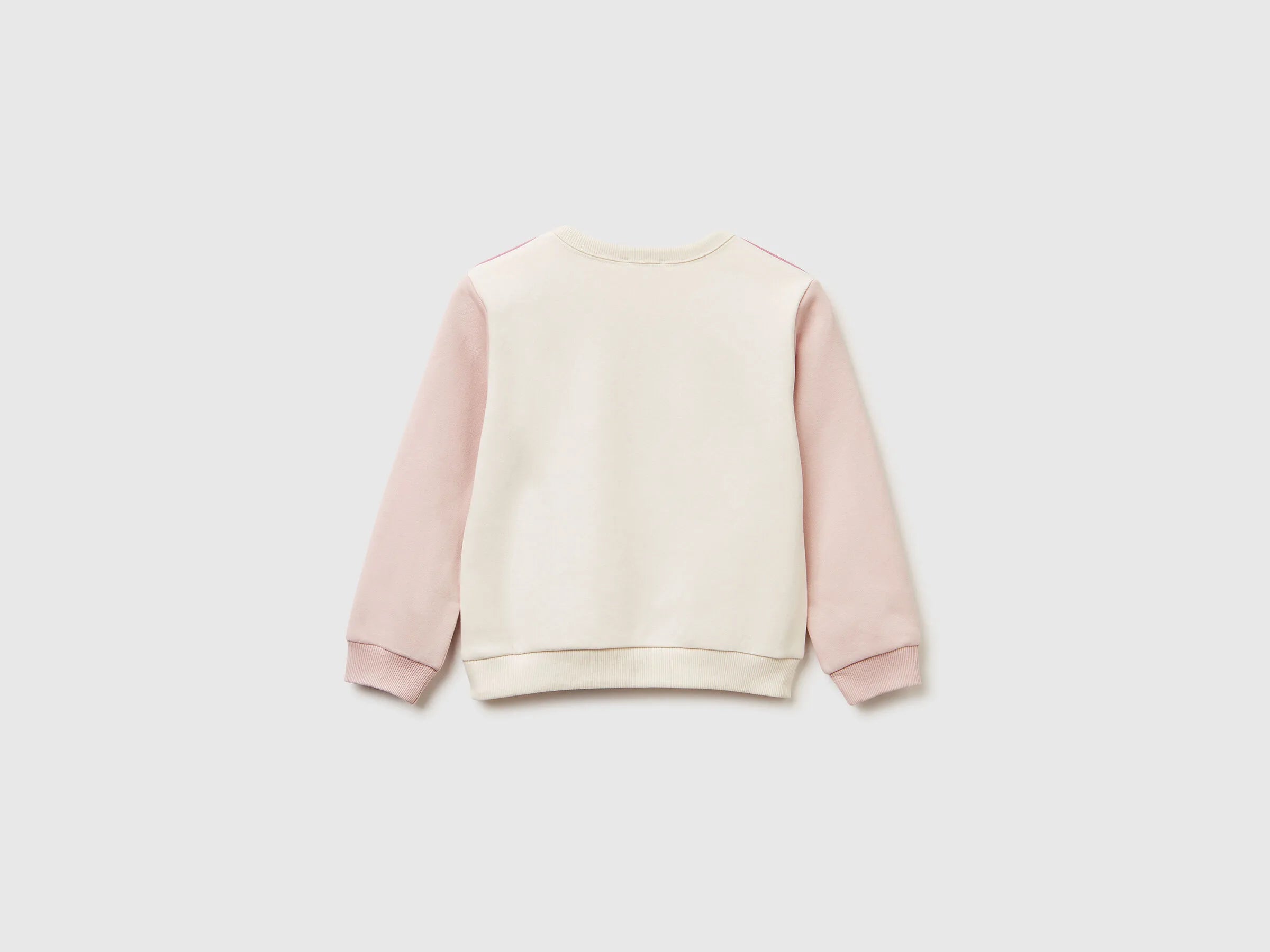 Benetton_Pink_Pullover Sweatshirt with Glittery Print_39M2G10KY_901_02