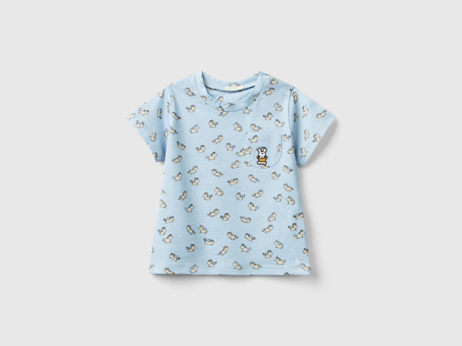 T-Shirt With Unicorn Print_39UMA104B_61U_01