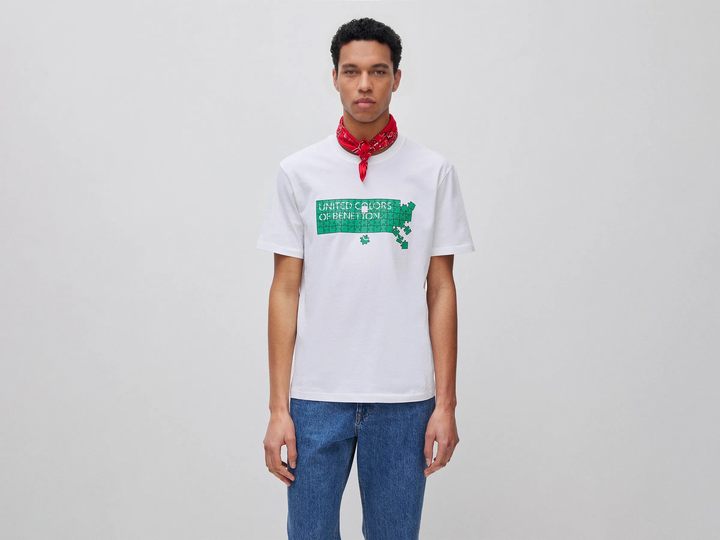 Benetton White Men Cotton T-Shirt with Logo SKU: 39VFU1096_903 Image 01