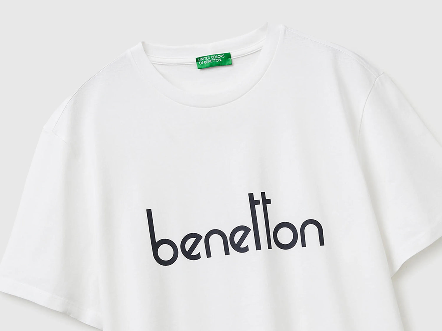 Benetton White Men Cotton T-Shirt with Logo SKU: 39VFU1096_906 Image 03