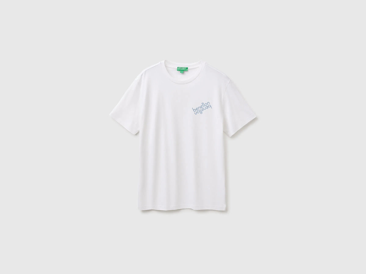 Benetton White Men Regular Fit T-Shirt with Logo SKU: 39VFU10CP_905 Image 01