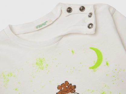 Benetton_Creamy White_T-Shirt with Shiny Print_3ATNA106R_074_03
