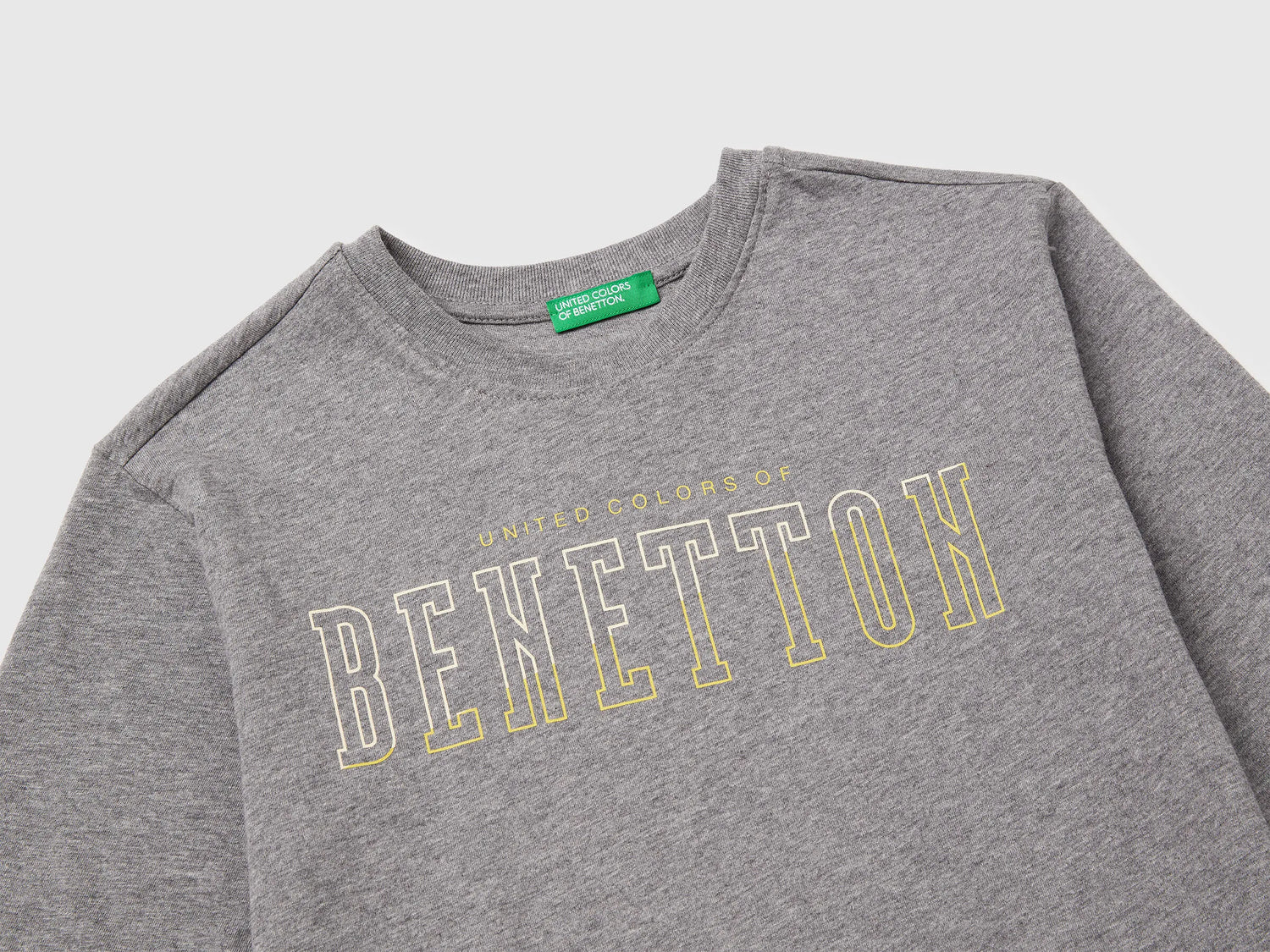 Benetton_Dark Gray_Warm T-Shirt with Logo Print_3ATNC10QU_507_03