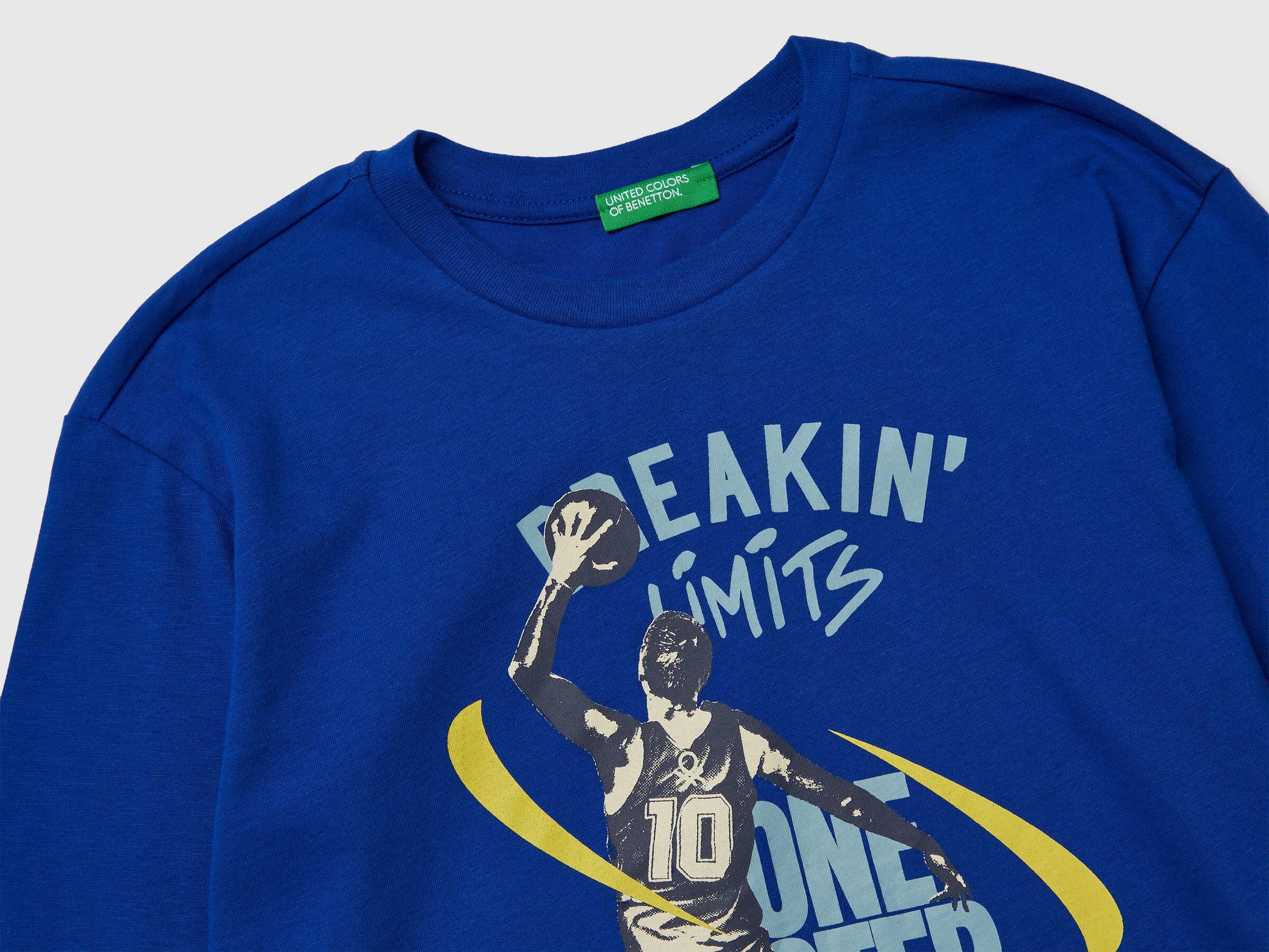 Benetton_Bright Blue_T-Shirt in Warm Cotton with Print_3ATNC10R8_19R_03