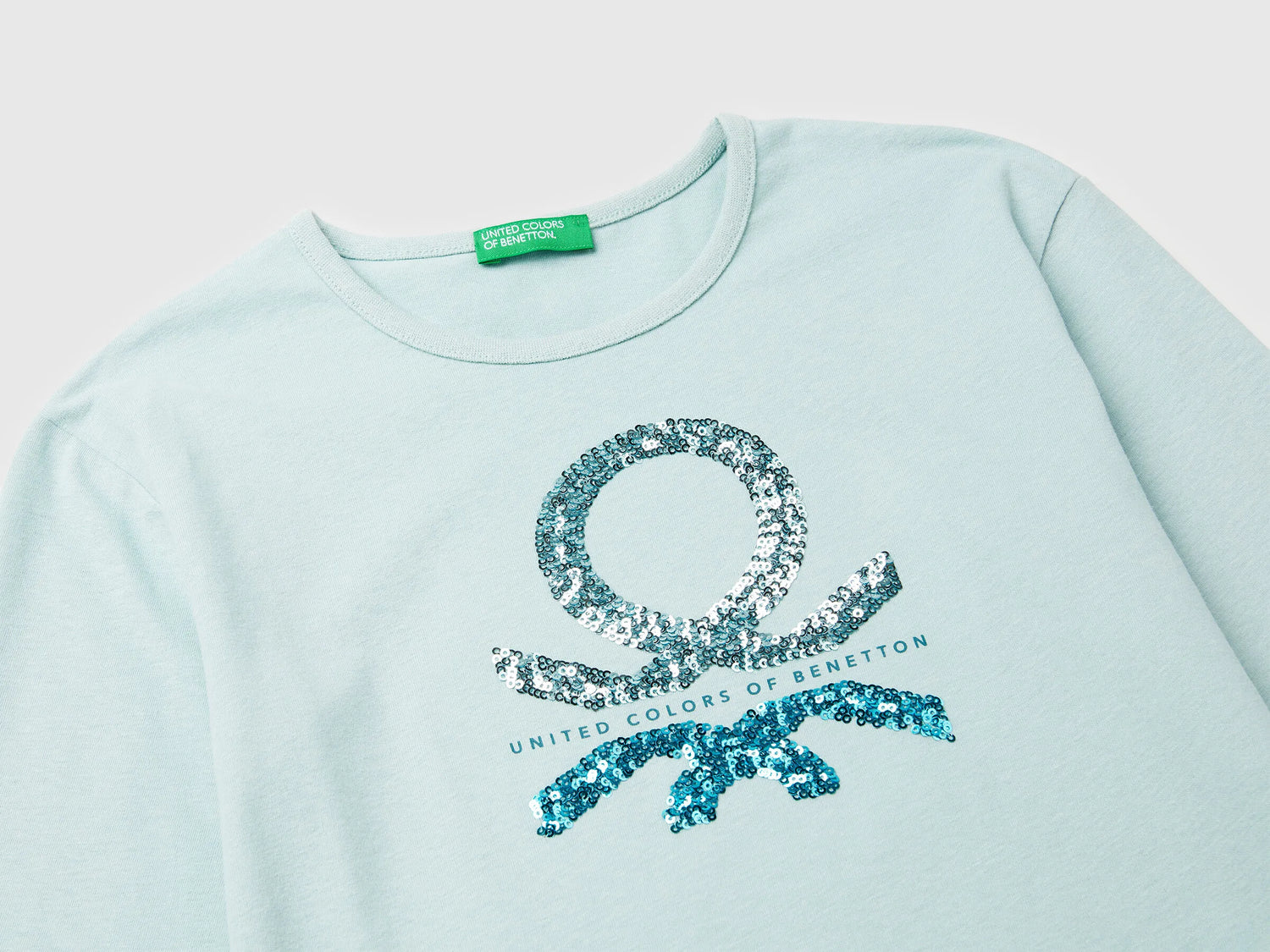 Benetton_Aqua_T-Shirt in Warm Cotton with Sequins_3ATNC10RG_17H_03