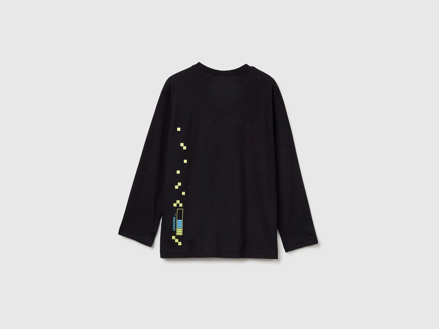 Benetton_Black_T-Shirt with Photographic Print_3ATNC10RL_100_02