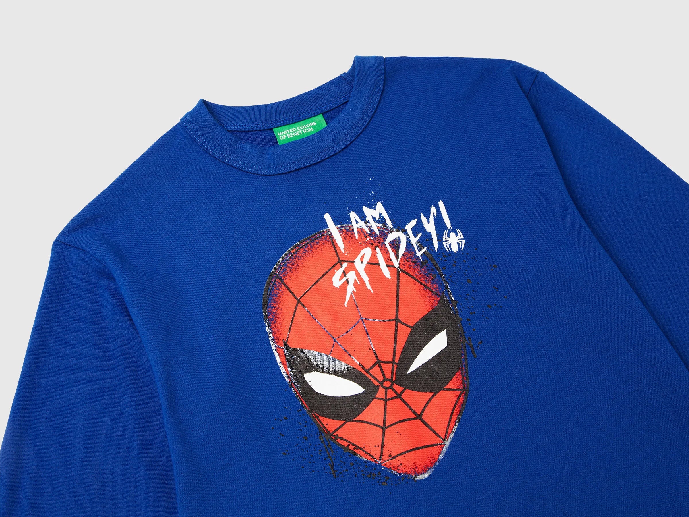 Benetton_Bright Blue_T-Shirt with ©Marvel Spiderman Print_3ATNC10RN_19R_03