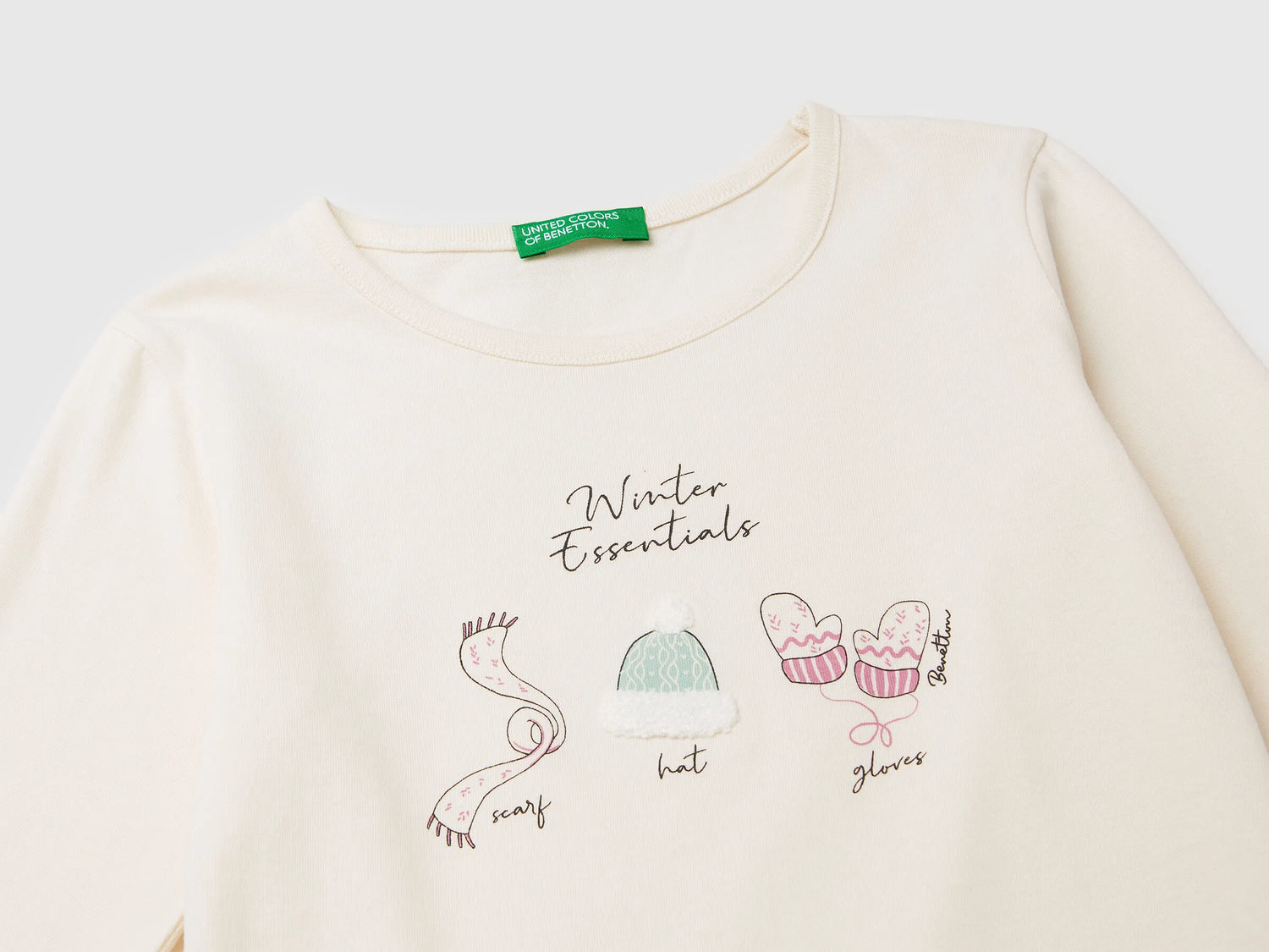 Benetton_White_T-Shirt with Print and Embroidery_3ATNG10L8_0R2_03