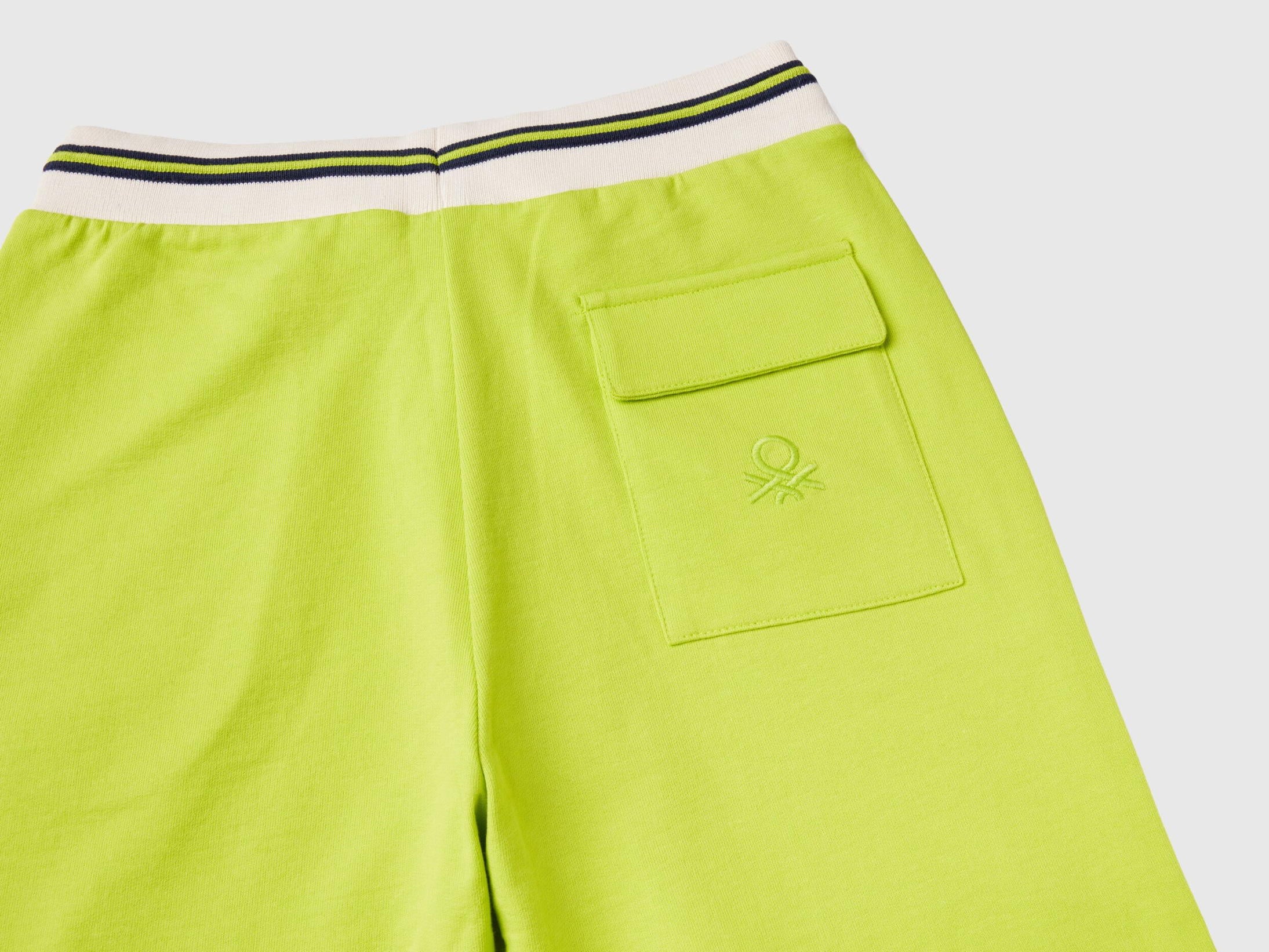 Lightweight Sweat Shorts_3BC1C902J_2C7_02