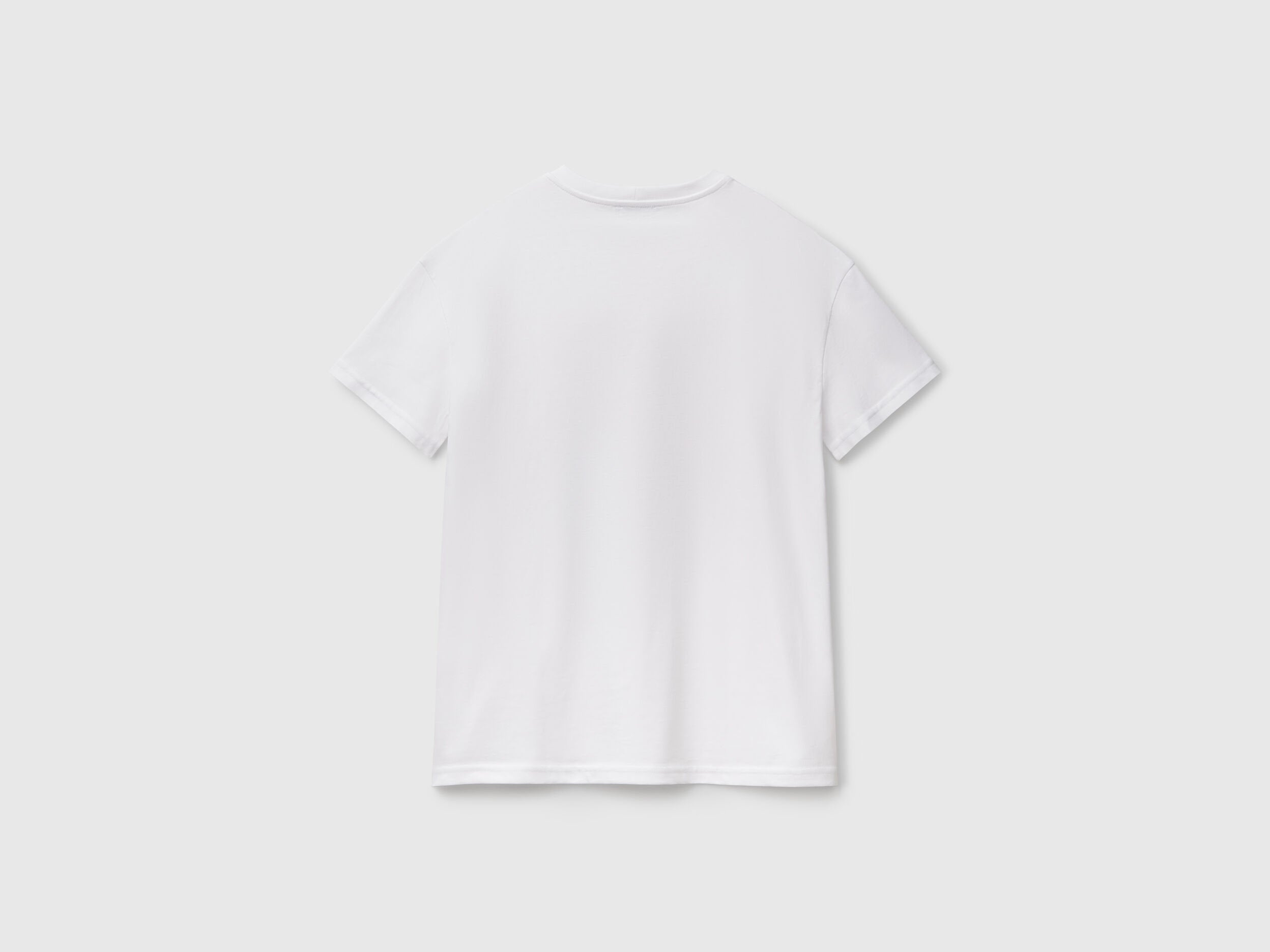 Benetton_Regular Fit T-Shirt with Floral Print_3BL0D10AK_101_04