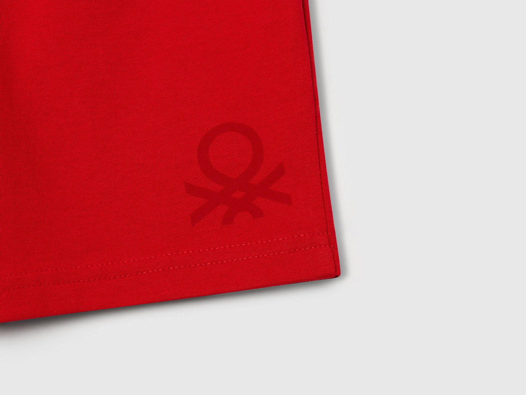 Benetton_Regular Fit Bermudas_3BL0G900Q_19Q_03