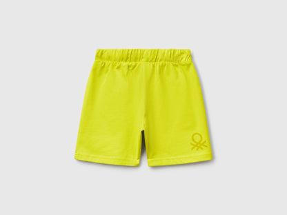 Benetton_Regular Fit Bermudas_3BL0G900Q_29B_02