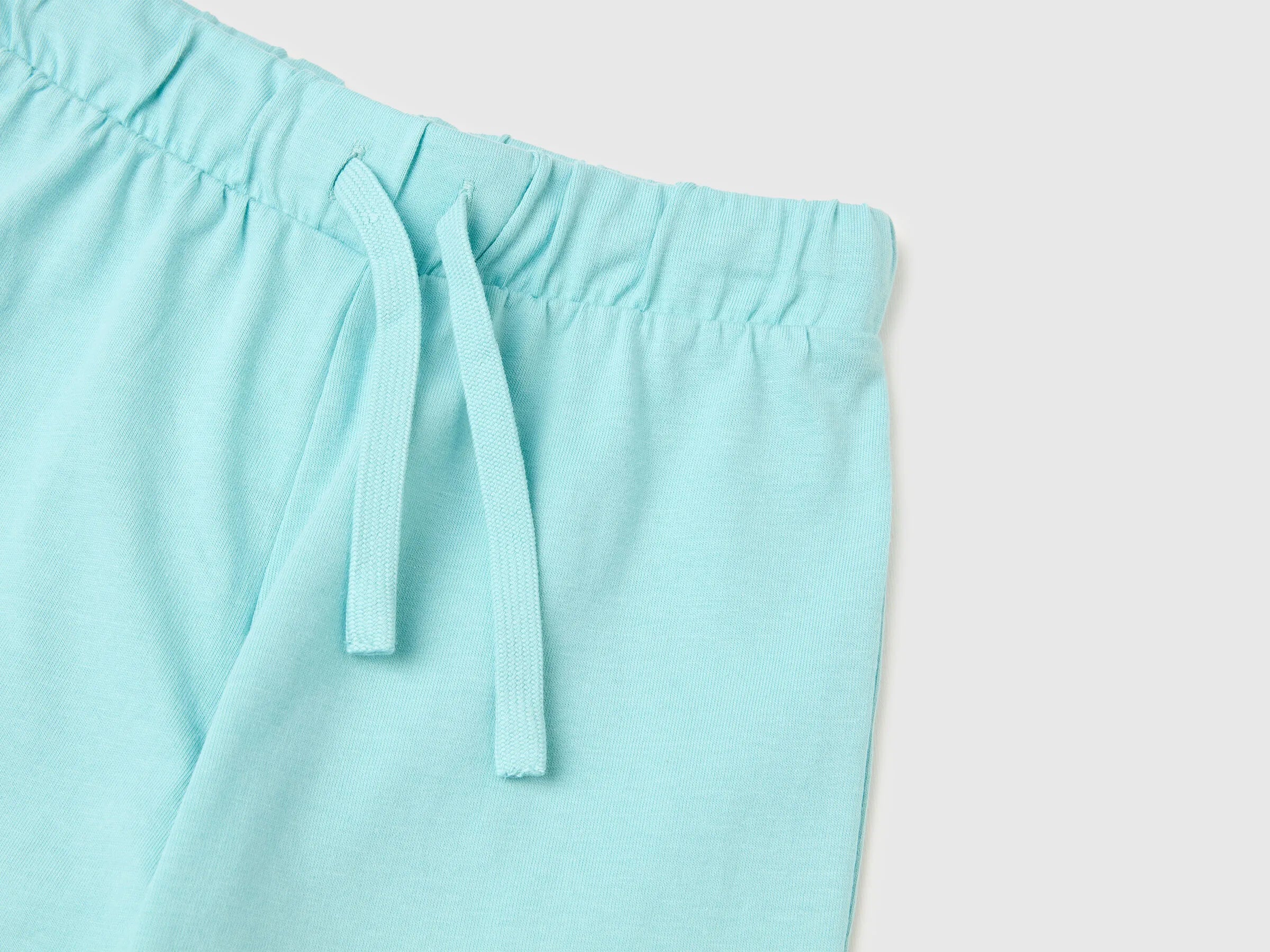 Benetton Aqua Boys Regular Fit Bermuda Shorts SKU: 3BL0G900Q_3L7 Image 03