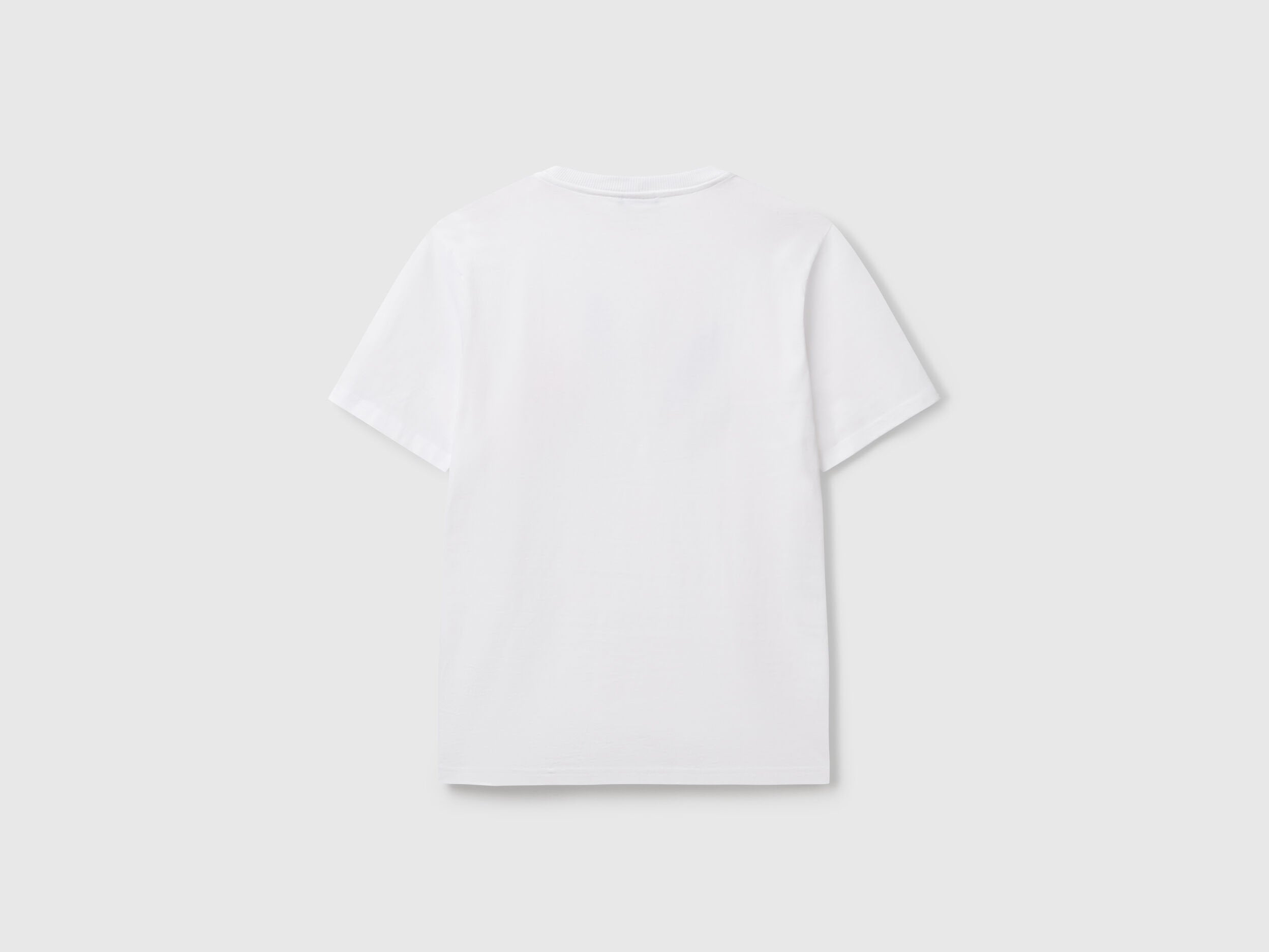 Benetton_T-Shirt with Photographic Print_3BL0U10AG_903_04